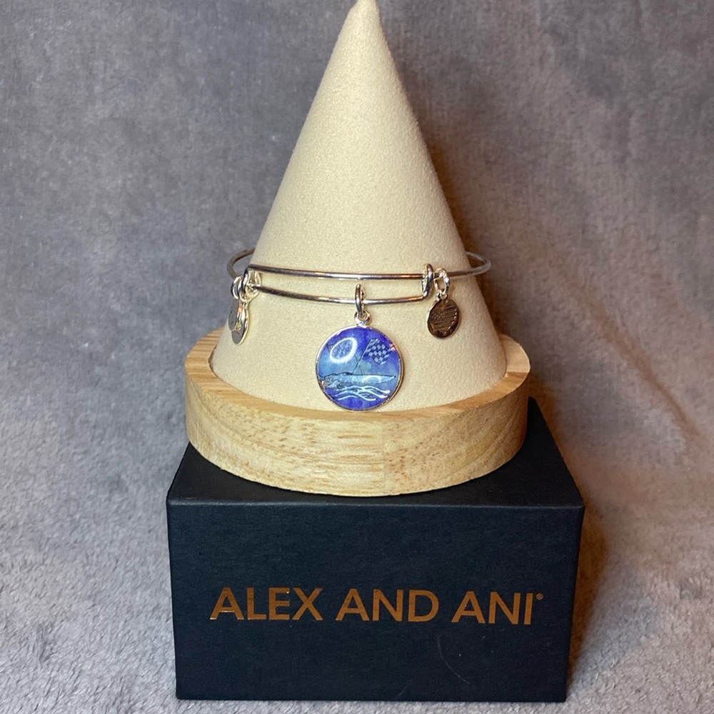 💙ALEX AND ANI💙”Seas Victory”Limited Edition Bangle in Shiny Silver/EUC